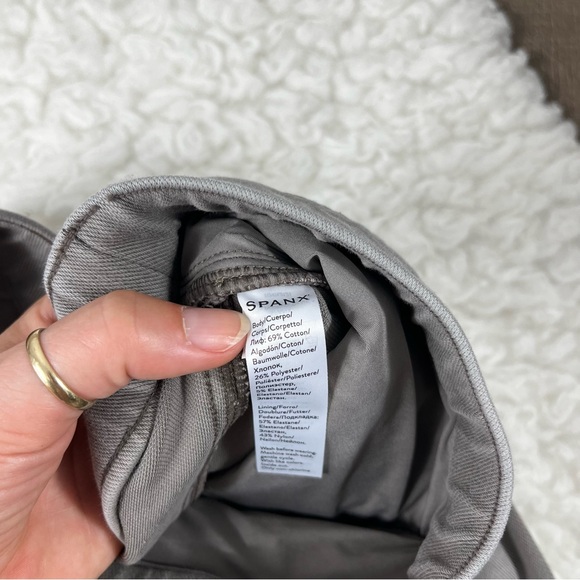NEW Spanx Jean-ish Ankle Leggings - Picture 8 of 10